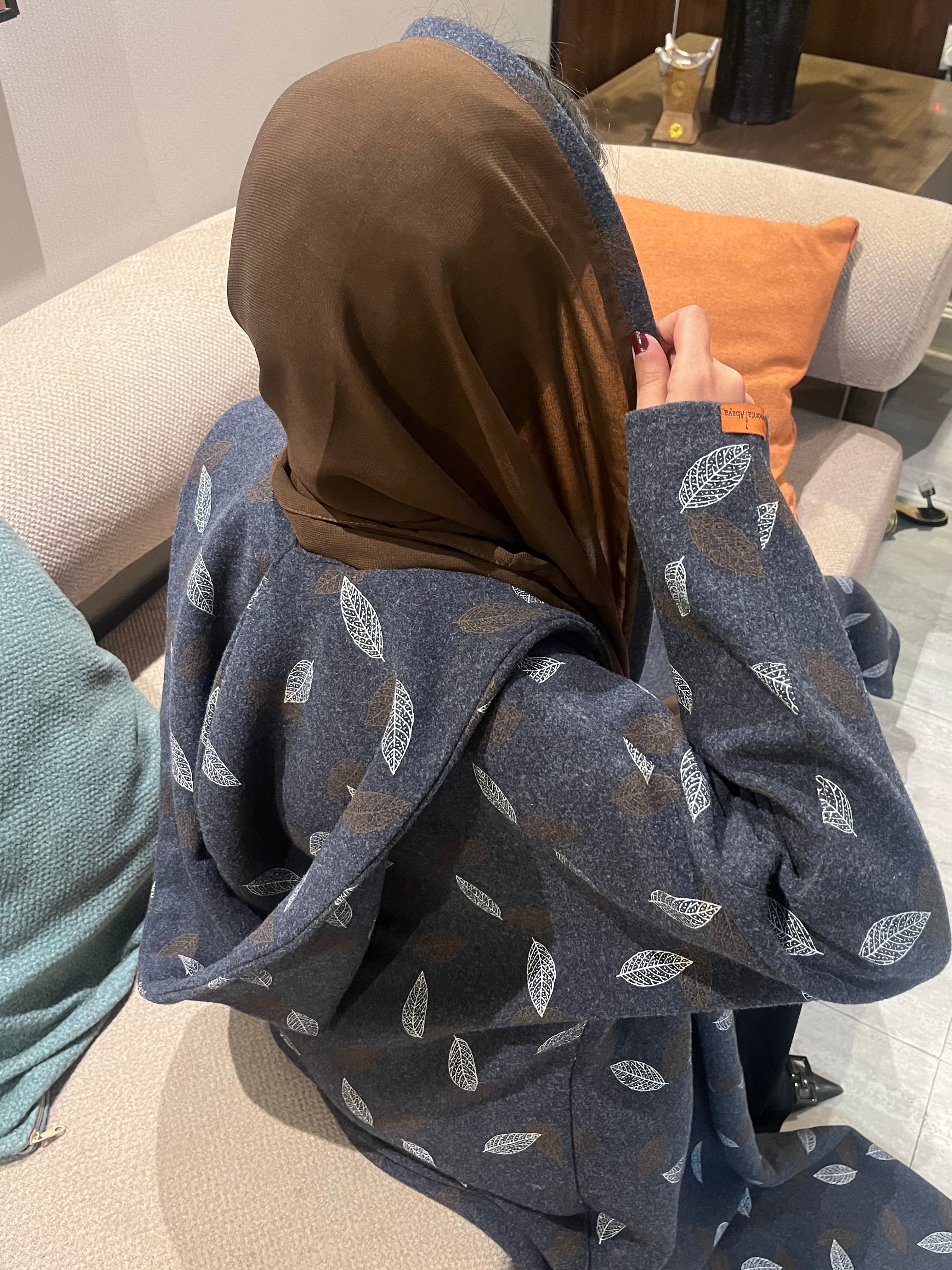 عباية - شجون