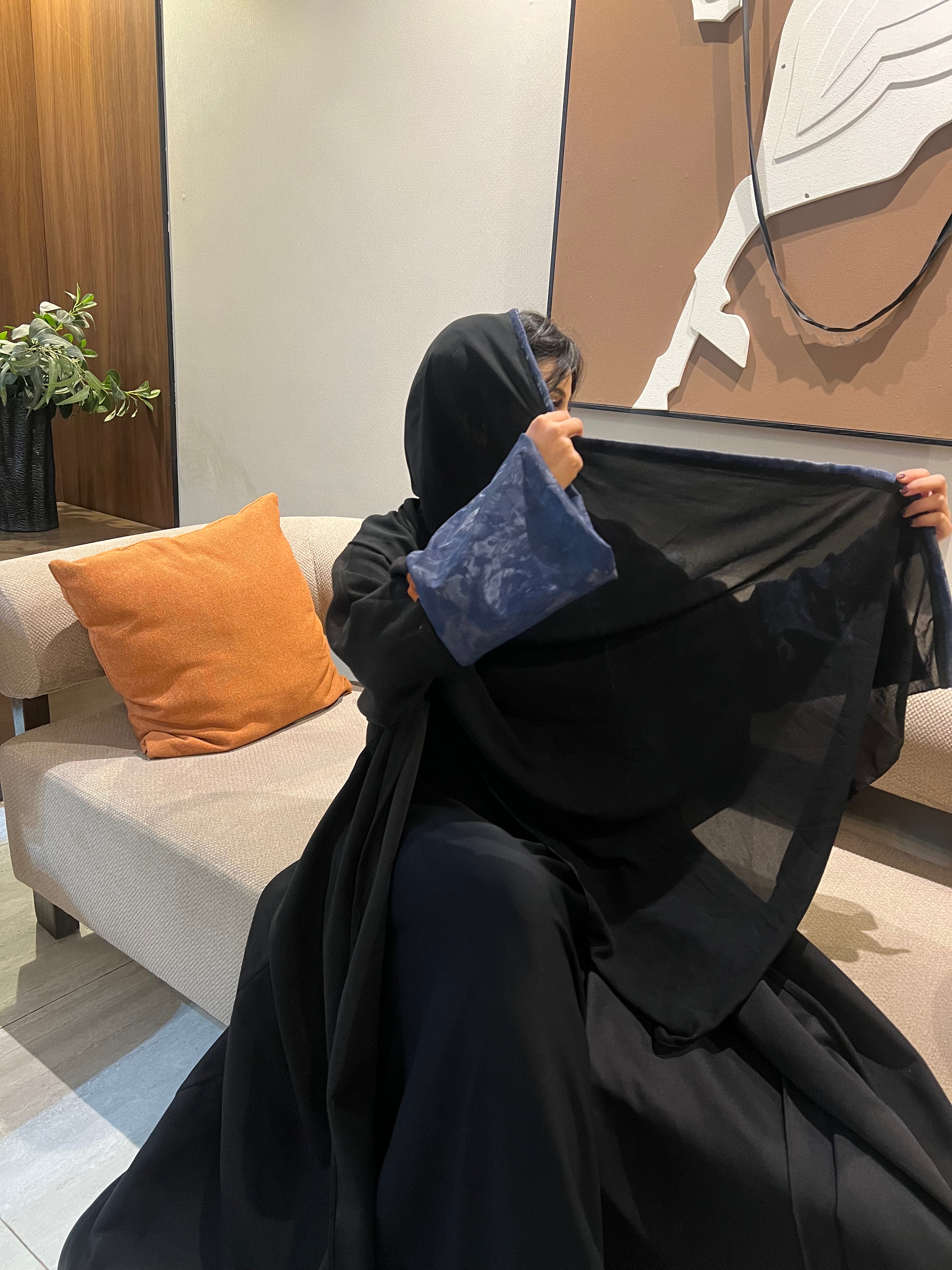 عباية - منال